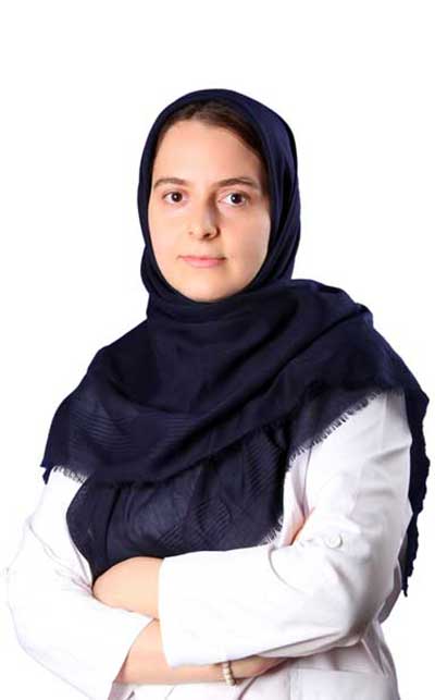 نرگس کریمی